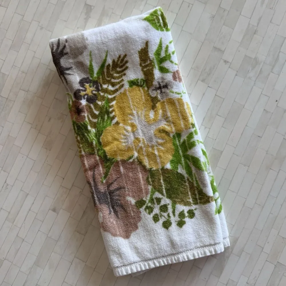 Vintage 70s MARTEX Retro Terrycloth Velour Hand Towel Green Gold Hibiscus Floral